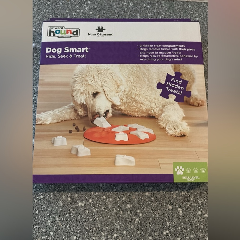 Outward Hound Orange Dog Puzzle Toy